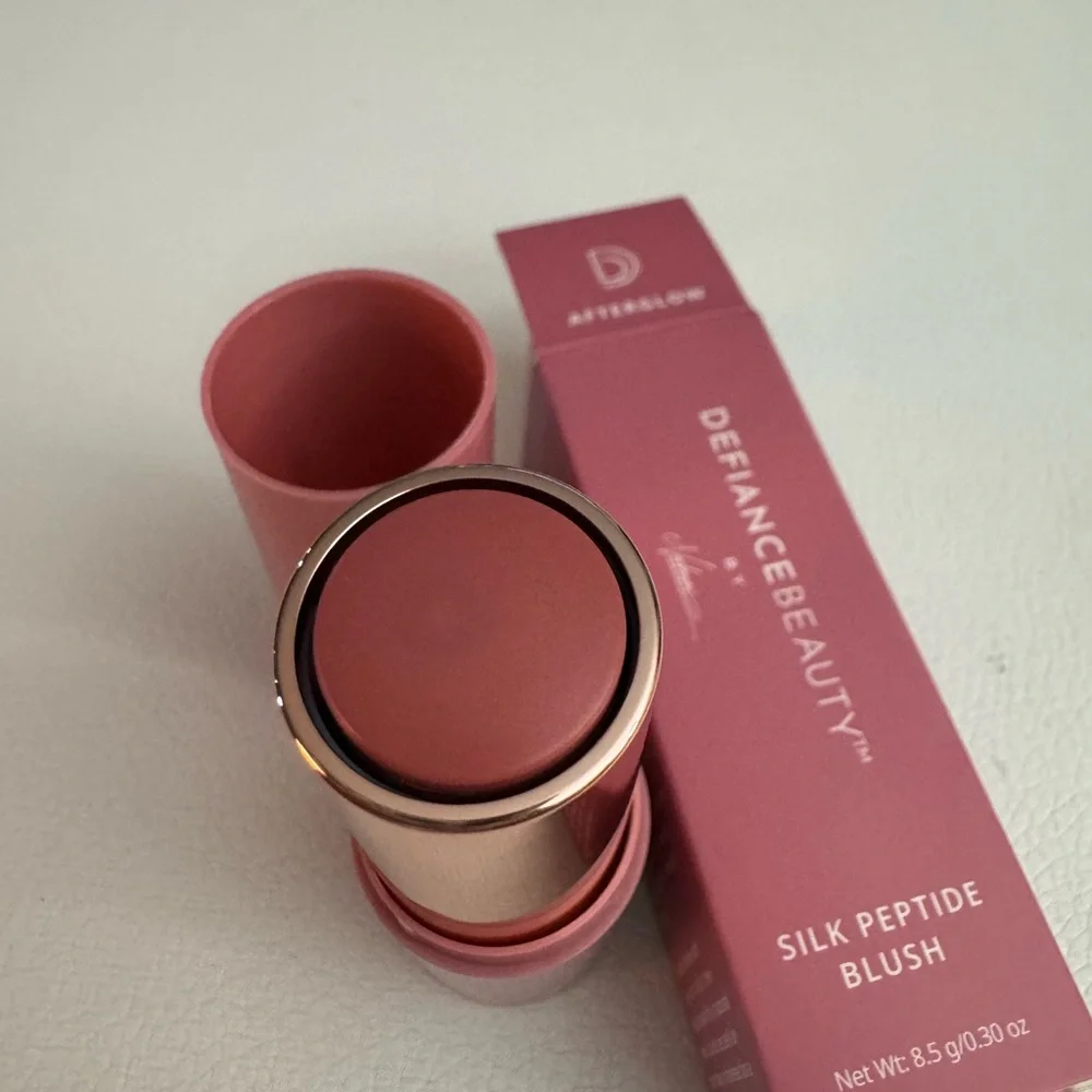 Defiance Beauty Afterglow Silk Peptide Blush